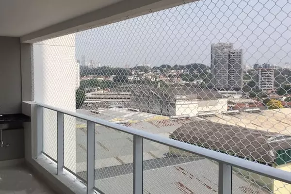 Verticalização com tela de seguranca